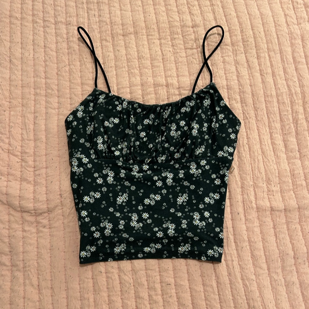 Black floral crop top